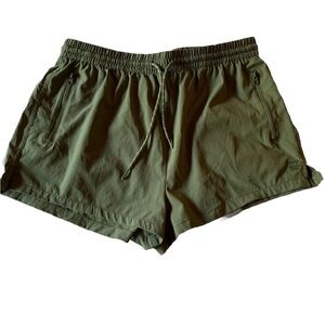 Billabong Adventure Division Women’s Shorts Size Medium